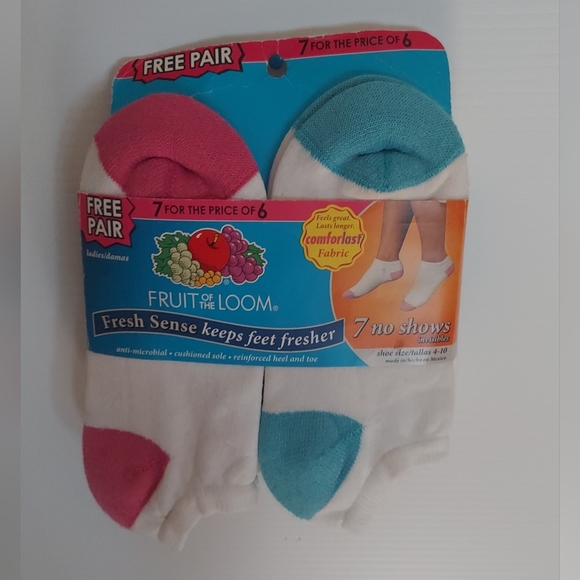 Stay Fresh and Comfortable: Fruit of the Loom's New 7-Pair Sock Collection - Picture 2 of 7